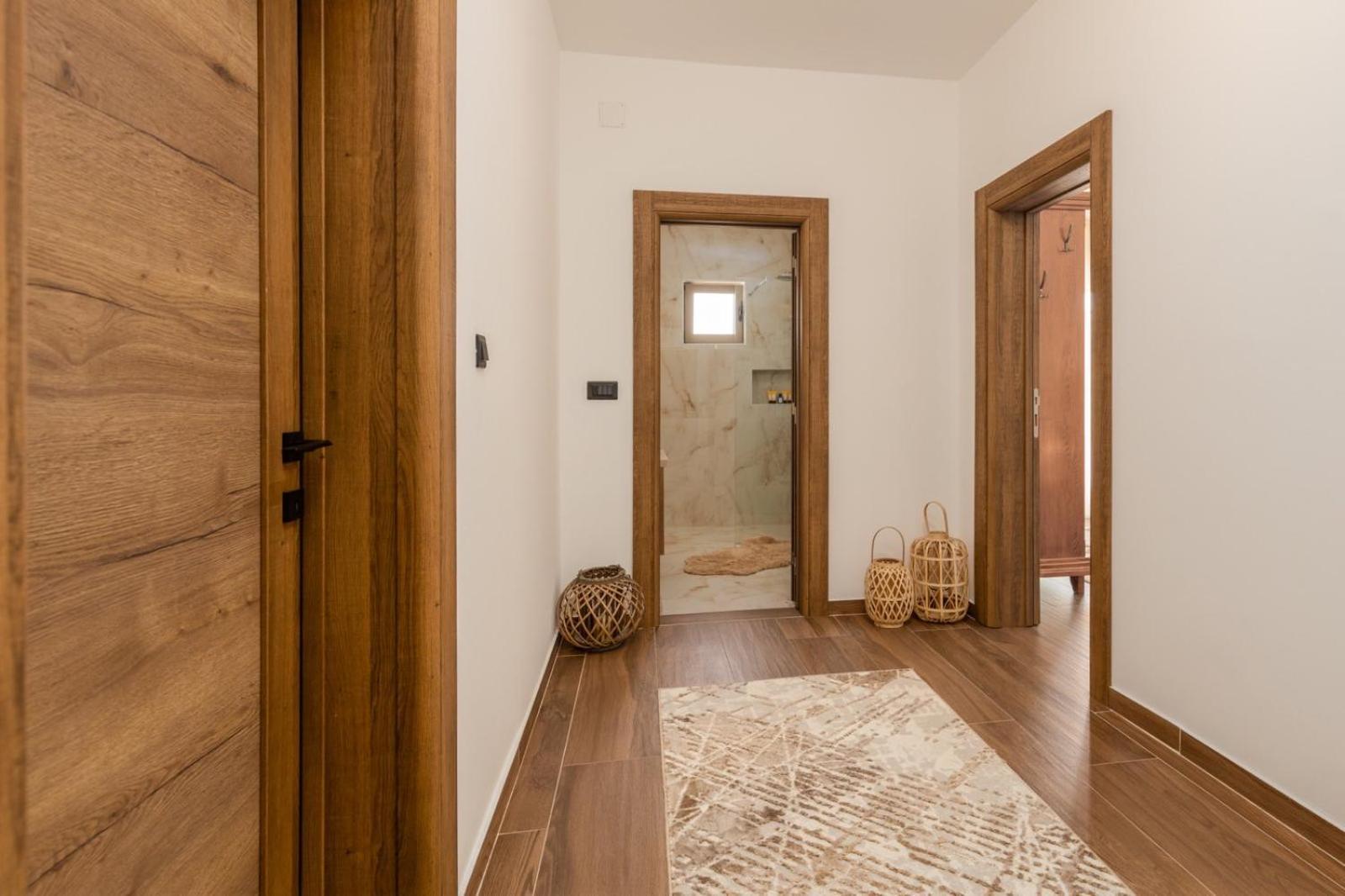 Apartment Mia Bijela Dış mekan fotoğraf
